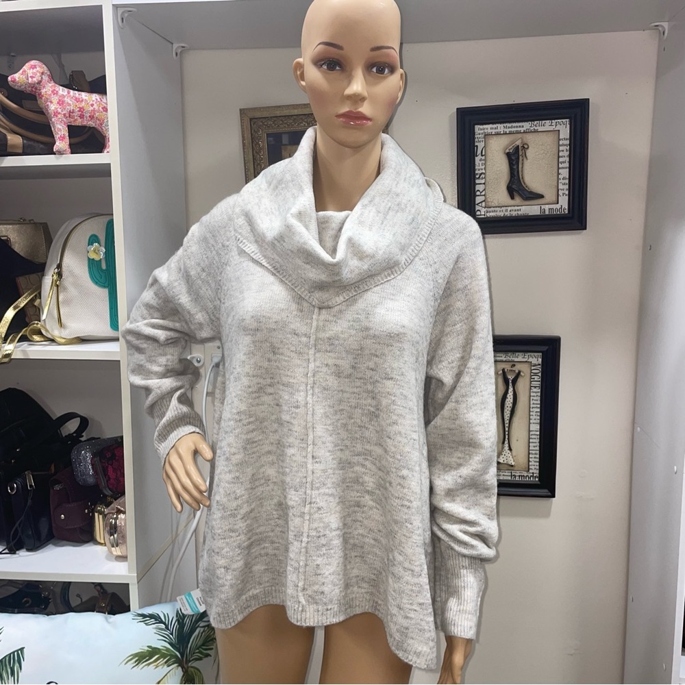 For Thee NWT! Heather Grey Turtleneck Sweater Size XL